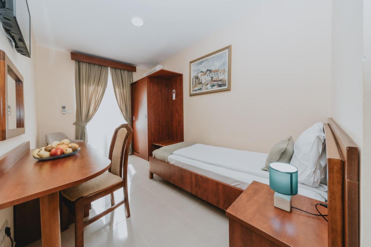 Apartmani Salus Budva Kültér fotó